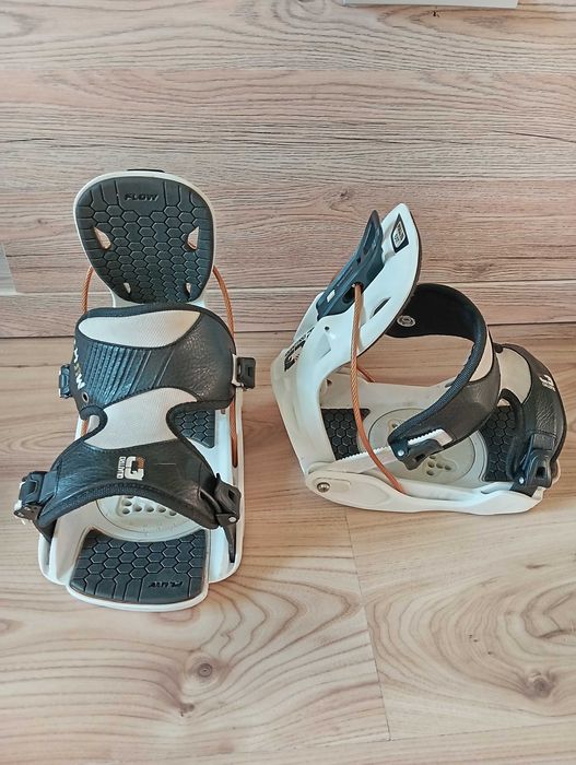 Продам крепление для сноуборда