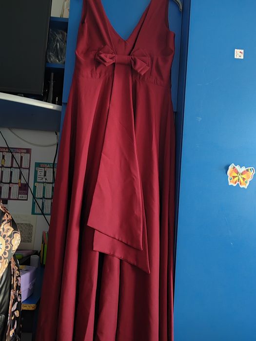 Vând rochițe elegante!