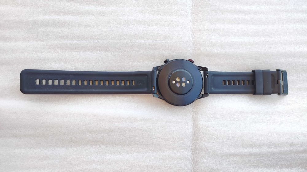 Продавам смарт-часовник Huawei Honor Magic Watch 2