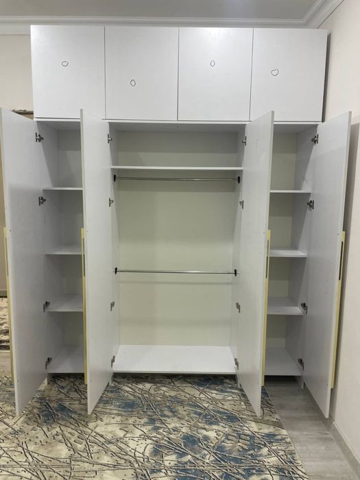 Shkaf sotiladi sex narxida 990 metri harit qilin