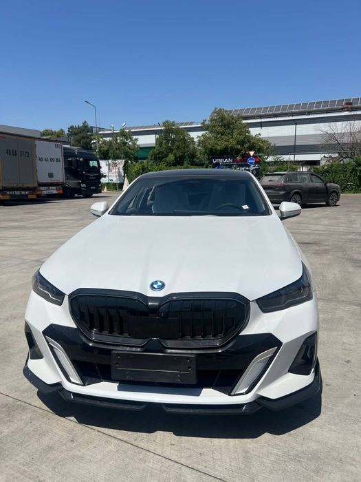 BMW i5 50L 2025 yil