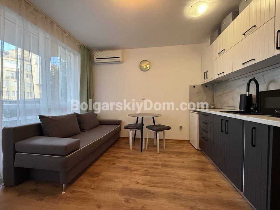Продава се Едностаен апартамент в к.к. Слънчев бряг - 32 кв.м за 877 €/кв.м - Снимка #1