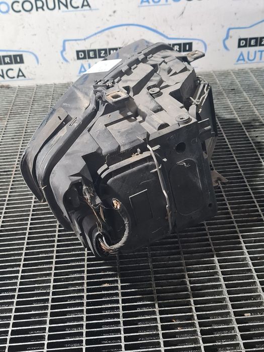 Ляв фар AUDI Q5 2008 - 2015 SUV 4 врати (1343) без кс