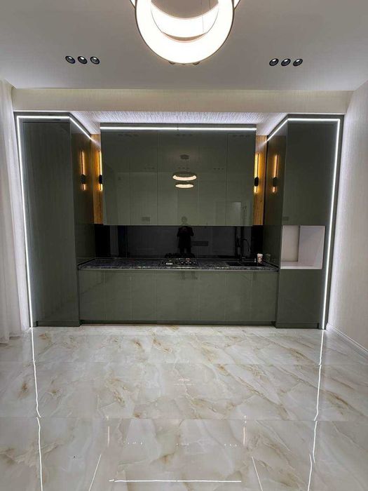 ПРОДАЕТСЯ ДОМ на Алишеробод Соток: 1