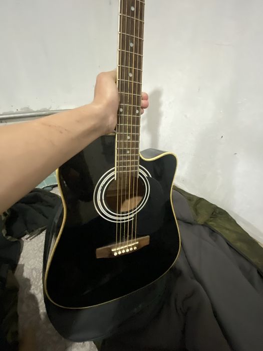 Гитара сатлады 25000 келсім бар