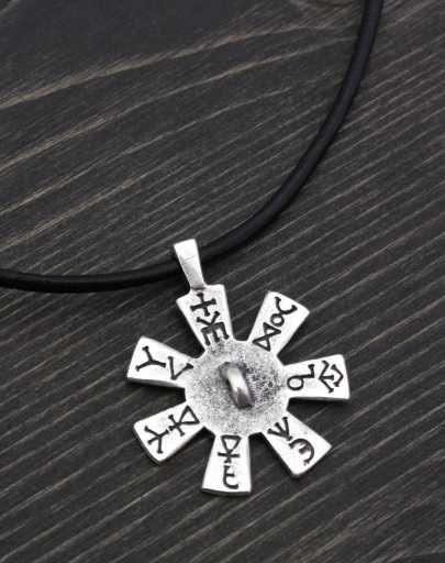 Автентично мъжко колие “Розетата Плиска“ ръчна изработка