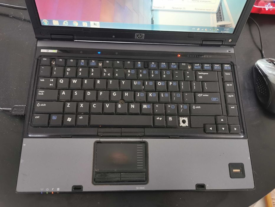 Продавам лаптоп HP Compaq двуядрен