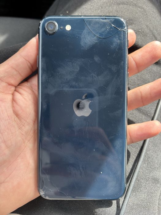 Iphone se 3 plus airpods pro 3