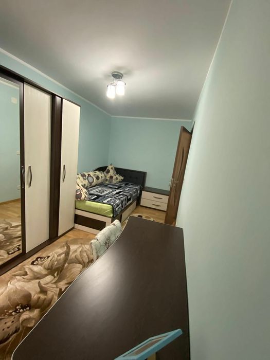 Dau în chirie apartament