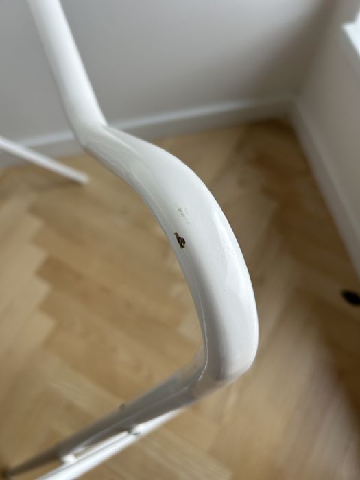 Cadita de bebelusi cu picioare inalte