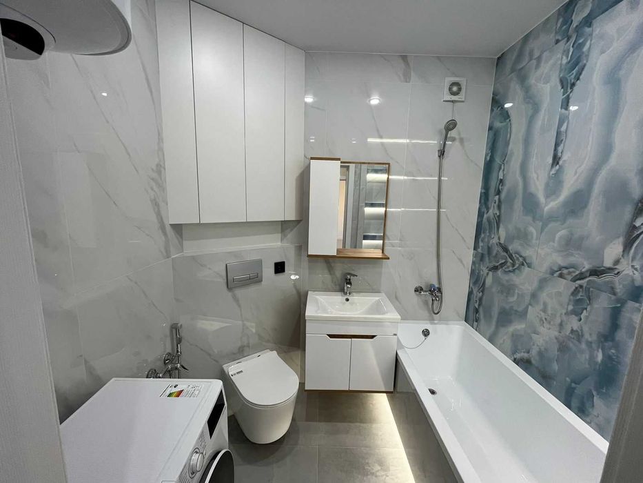 Ремонт квартир ,Ламинат,плинтус,обои,галтели