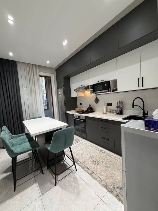 ЖК"Истанбул Сити"Новостройка 3-комнатная квартира на 1-Этаже