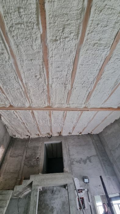 Izolatie Termica cu Spuma Poliuretanica