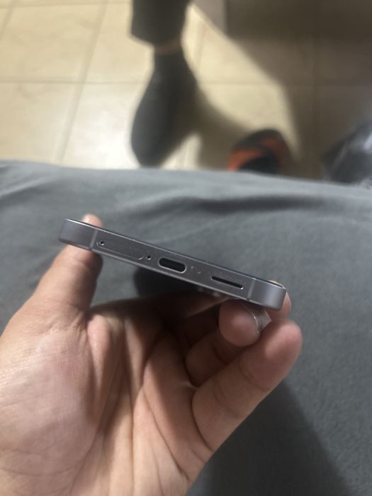 Samsung Galaxy S25 FE с гарантием