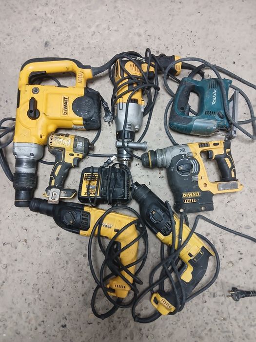 Scule dewalt defecte !