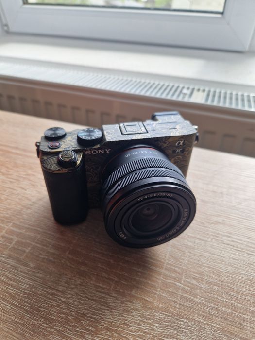 Sony a7C + sony FE28-60mm f/4-5.6