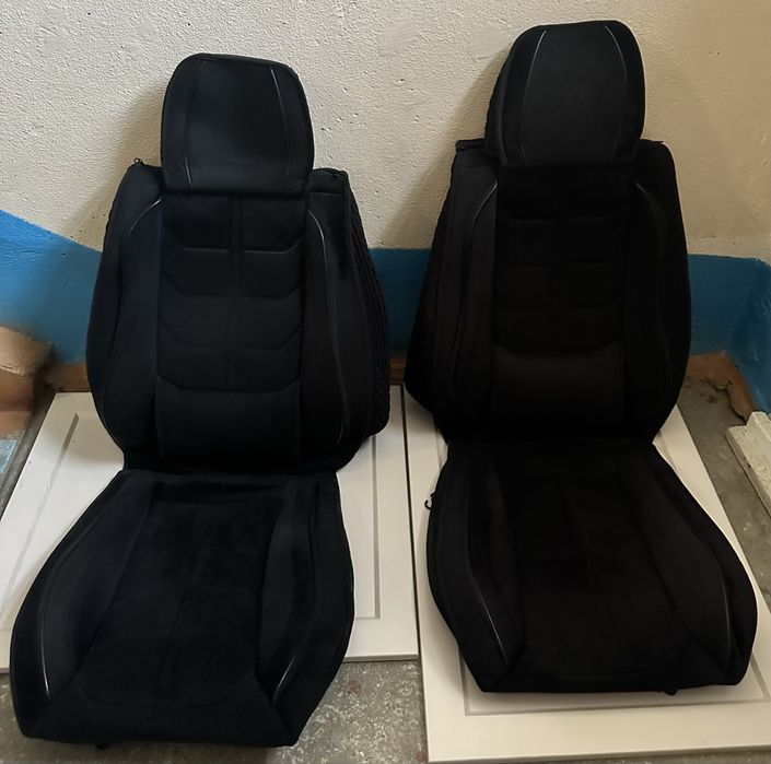 Чехлы универсальные в отличном состоянии