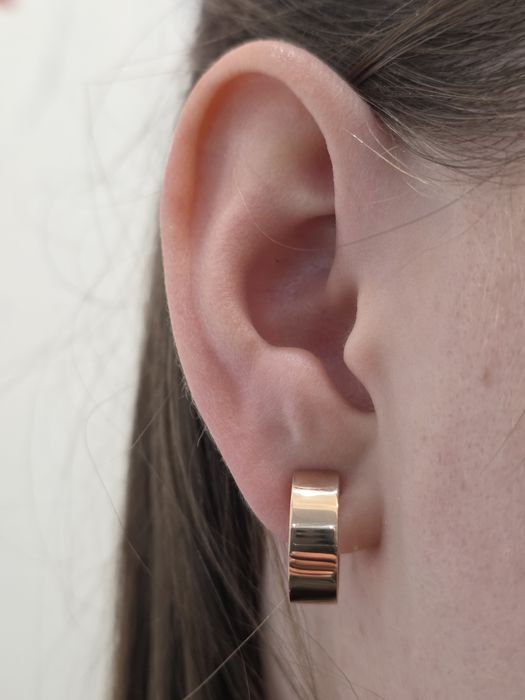 Красивые серьги-кольца из золота 585 пробы