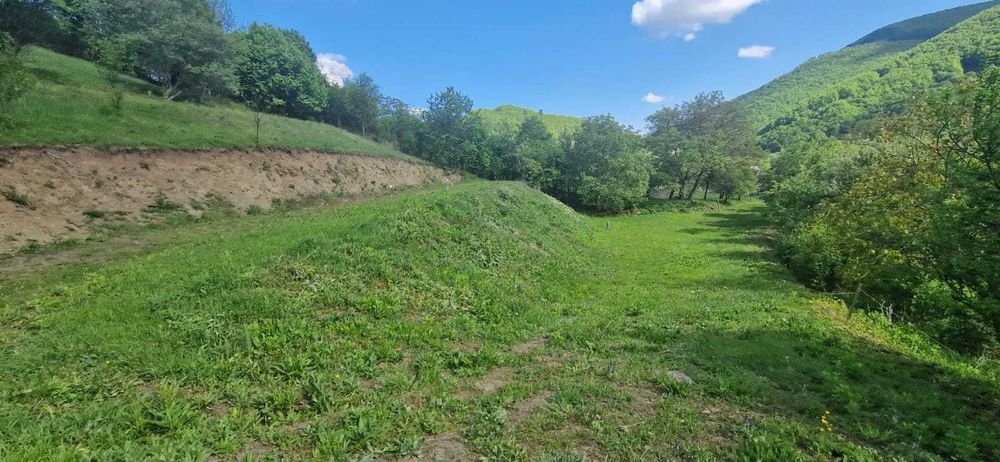 Teren 2700mp in Poiana Galdei