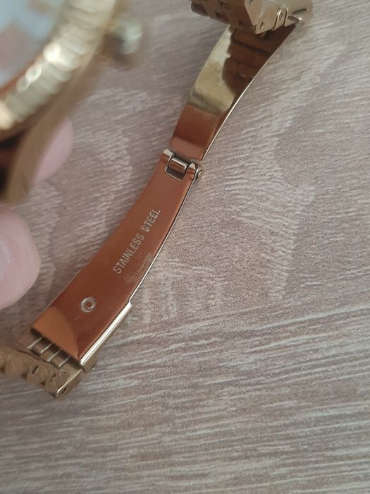 Ceas Damă Michael Kors Lexington - Auriu, Cifre Romane, Elegant