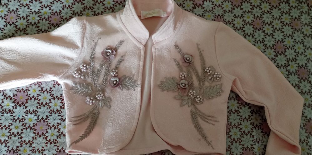 Платье нарядное 6-9 лет