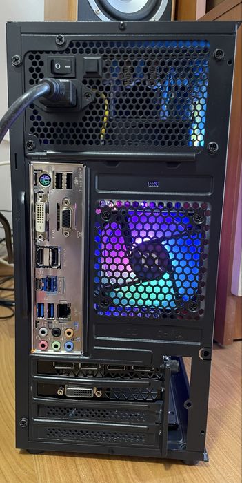 Unitate PC 9600k 16gb Ram