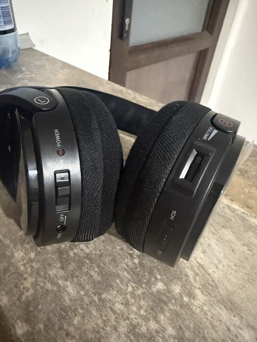 Casti audio cu fir sony