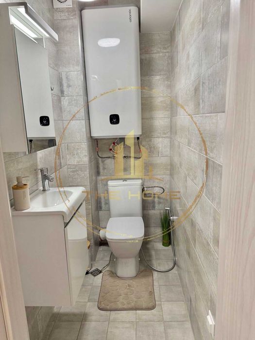 Дава се под наем Тристаен апартамент в Варна, Бриз - 100 кв.м за 1500 € - Снимка #8