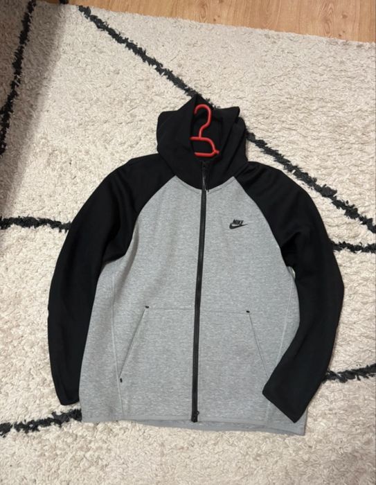Hanorac Nike tech fleece negru
