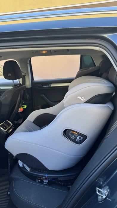 Scaun auto Joie ISOFIX 360° - ca nou