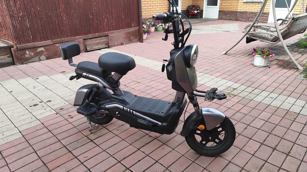 Электро скутер-велосипед:ibike