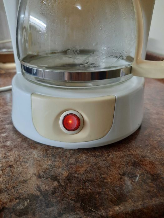 Продам кофеварка