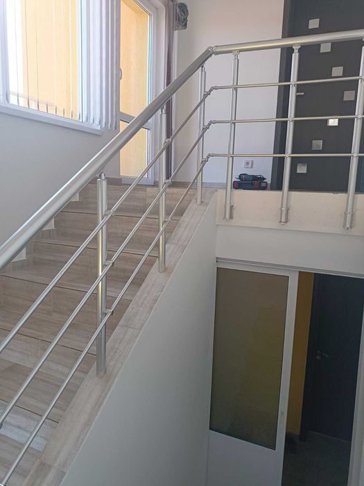 Ръкохватки за стълбища и парапети