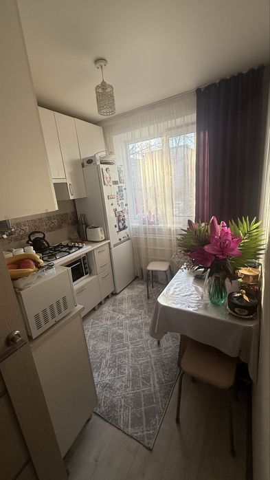 Продам трехкомнатную квартиру