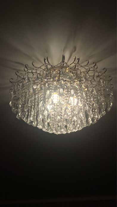 Люстра для гостиной