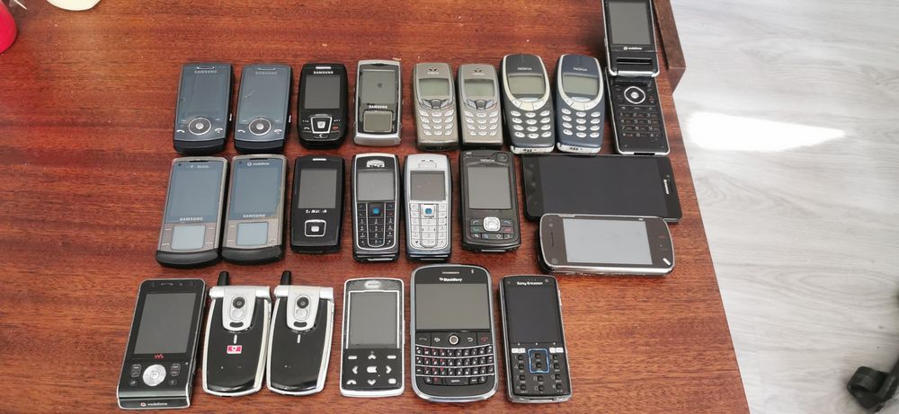 Телефони стари GSM от колекция