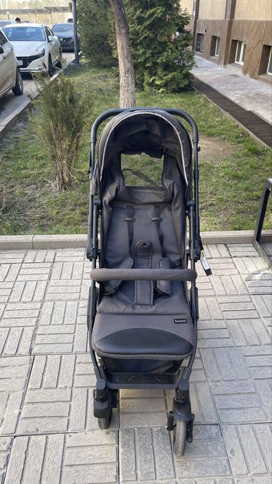 Коляска с перекидной ручкой