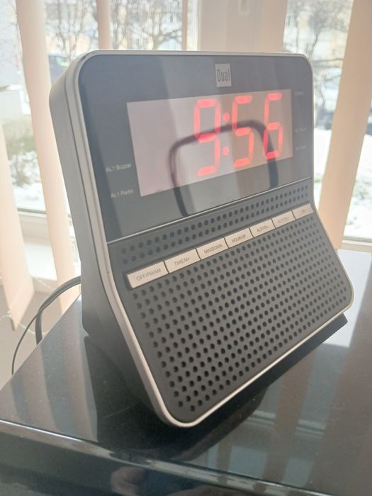 Ceas cu alarmă digital Dual CR 09(Germania) cu radio