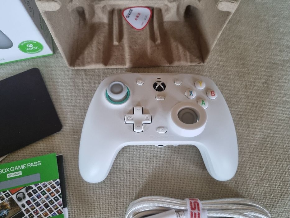 Gamesir G7 se. Wired controller for Xbox. Nou.