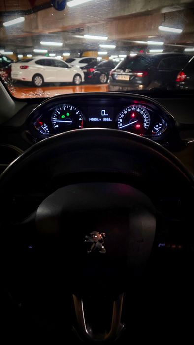 Peugeot 2008 1.2 benzina