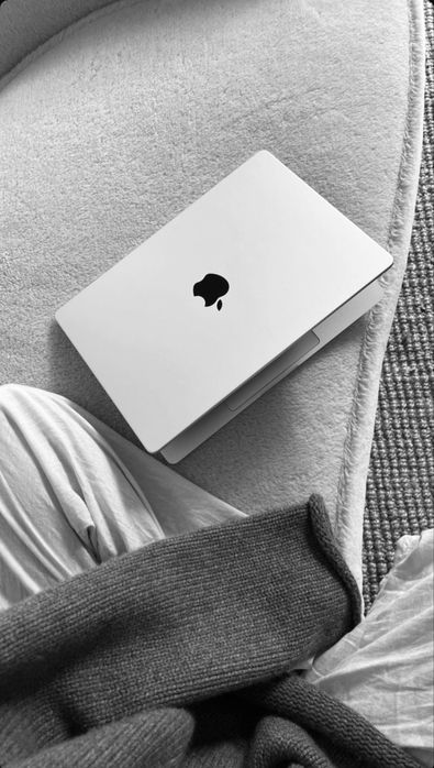 Macbook pro m3 97% 30 soatgacha yetadi quvati xolati 10/10 ideal