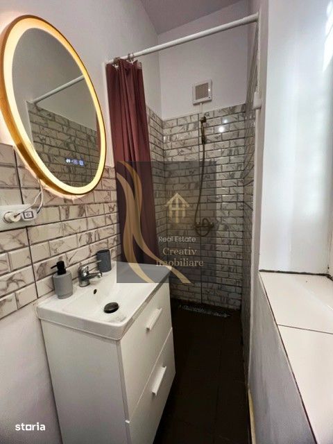 Garsoniera Studio de vanzare la Gara de nord metrou 2 minute