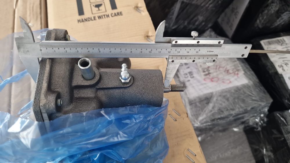 Pompa apa tractor fiat 411.415 pe original import italia preț 650 lei