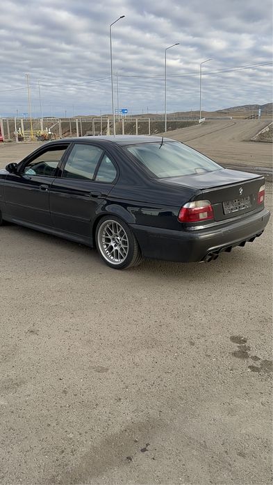 Диски на БМВ Е-39 R-18 BBS RX