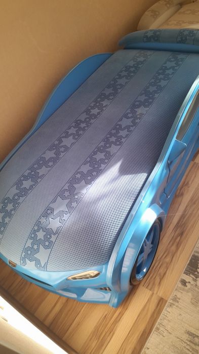 Продам комплект мебели