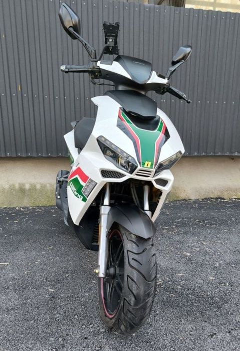 Скутер Regulmoto 125 куб