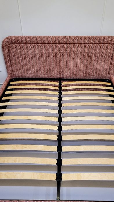 Продам новую кровать