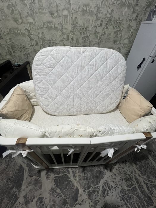 Продам манеж кровать