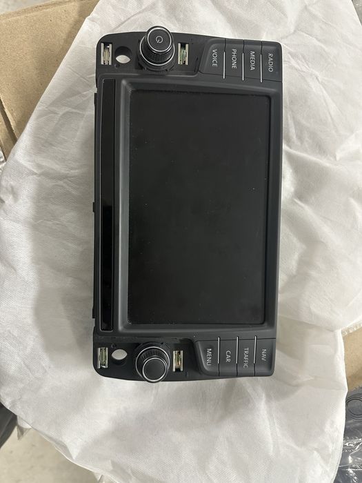 Оригинална навигация / мултимедия за vw / фолксваген