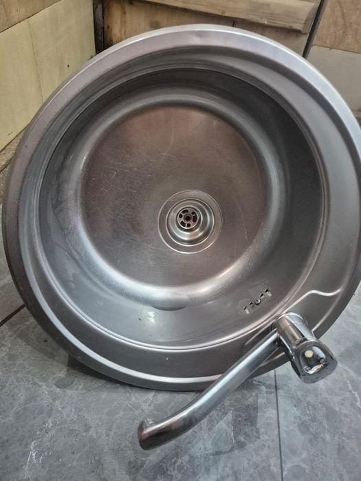 Продам раковину нержавейка